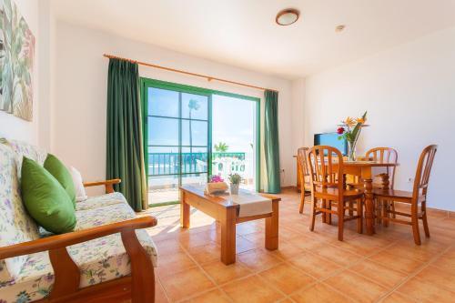 Apartamentos Los Quiqueres Puerto del Carmen  Eksteriør bilde