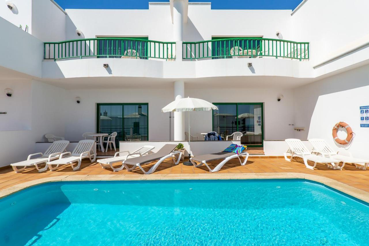 Apartamentos Los Quiqueres Puerto del Carmen  Eksteriør bilde